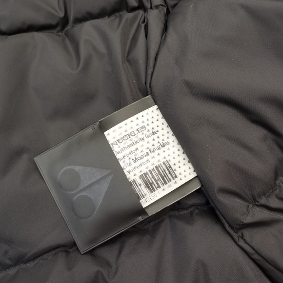 Moose Knuckles Stirling Parka-Snow White - Picture 4 of 9